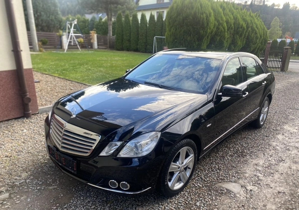 Mercedes-Benz Klasa E cena 38800 przebieg: 285000, rok produkcji 2011 z Mława małe 529